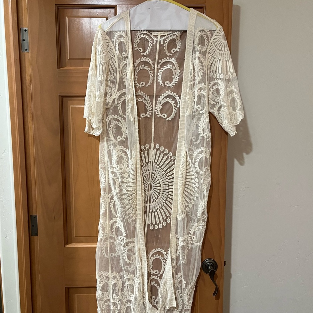 Love Cream Lace Overlay